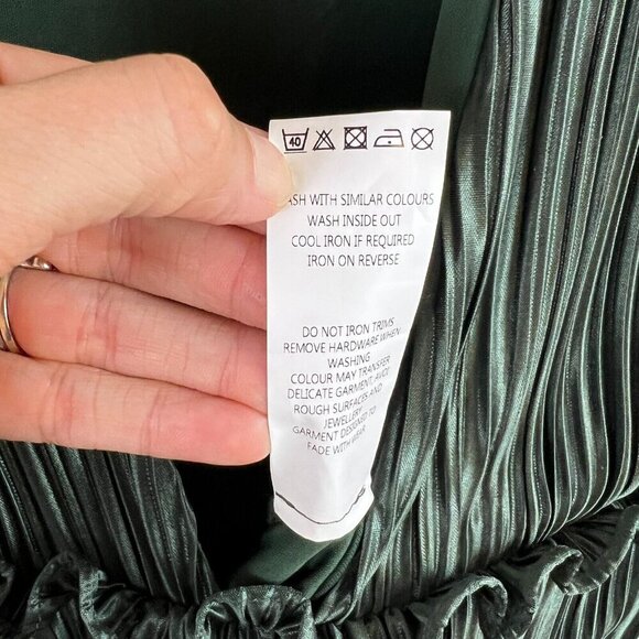 Showpo Armida Jumpsuit Size 12 Plunge Neckline Wide Leg Plisse Event Party Green - Picture 13 of 13